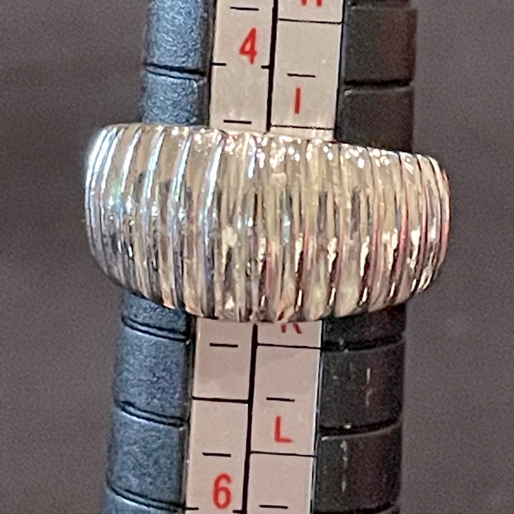 Vintage silver ring